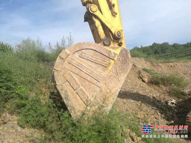 山西出售转让二手3000小时2012年小松PC220挖掘机