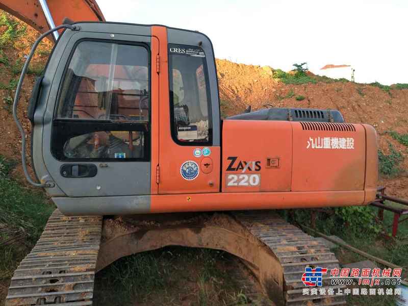 江西出售转让二手13852小时2004年日立ZX200挖掘机