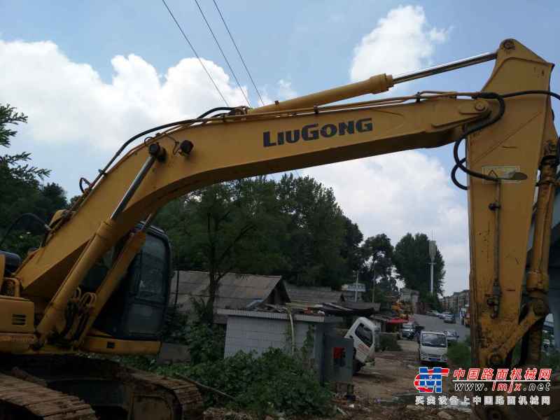 贵州出售转让二手3811小时2011年柳工CLG920D挖掘机