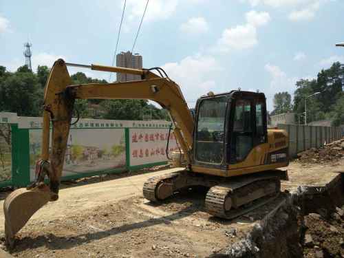 贵州出售转让二手3207小时2014年奇瑞迪凯DE65挖掘机