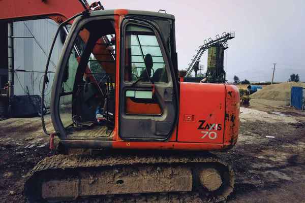 山西出售转让二手5258小时2011年日立ZX70挖掘机