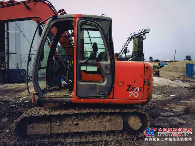 山西出售转让二手5258小时2011年日立ZX70挖掘机