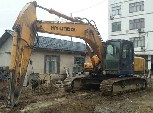 重庆出售转让二手7200小时2009年现代R225挖掘机