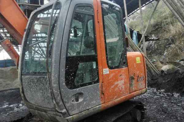 湖南出售转让二手5500小时2012年日立ZX70挖掘机