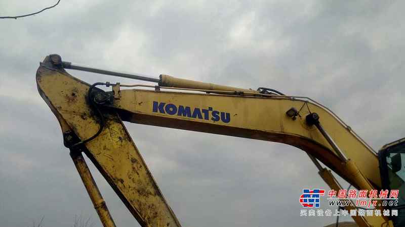 安徽出售转让二手9000小时2010年小松PC200挖掘机