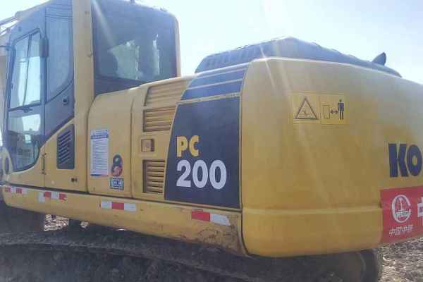 安徽出售转让二手9000小时2013年小松PC200挖掘机