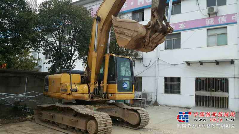 安徽出售转让二手8000小时2011年小松PC200挖掘机