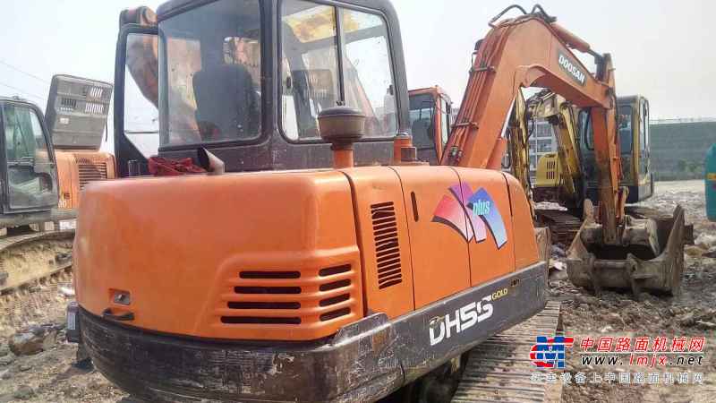 安徽出售转让二手6000小时2010年斗山DH55挖掘机