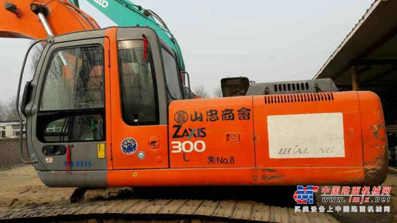 北京出售转让二手6000小时2009年日立ZX240挖掘机