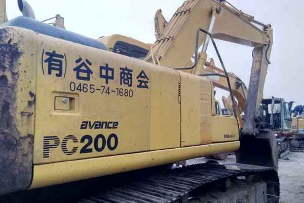 广东出售转让二手12000小时2005年小松PC200挖掘机