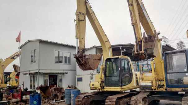 广东出售转让二手7800小时2005年小松PC120挖掘机