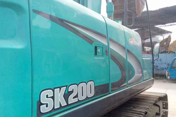 广东出售转让二手2600小时2011年神钢SK200挖掘机