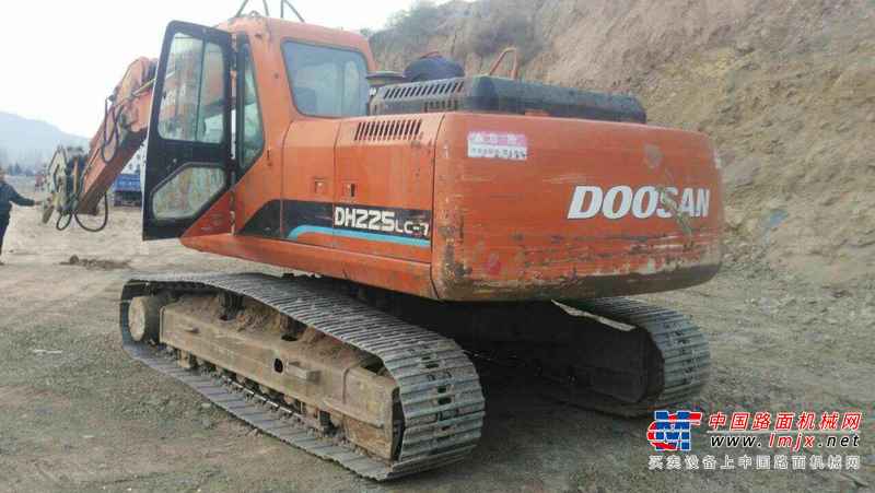 山西出售转让二手7070小时2008年斗山DH225LC挖掘机