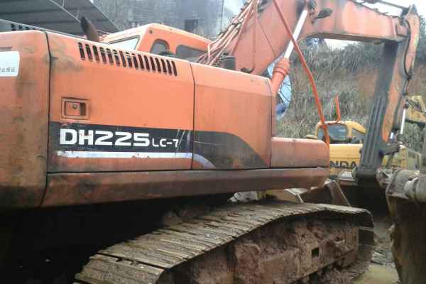 湖南出售转让二手12000小时2007年斗山DH225LC挖掘机