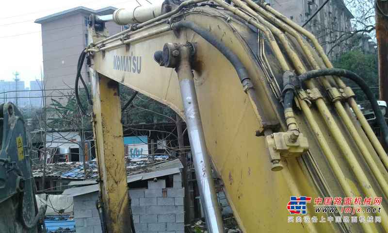 湖南出售转让二手12000小时2004年小松PC220挖掘机