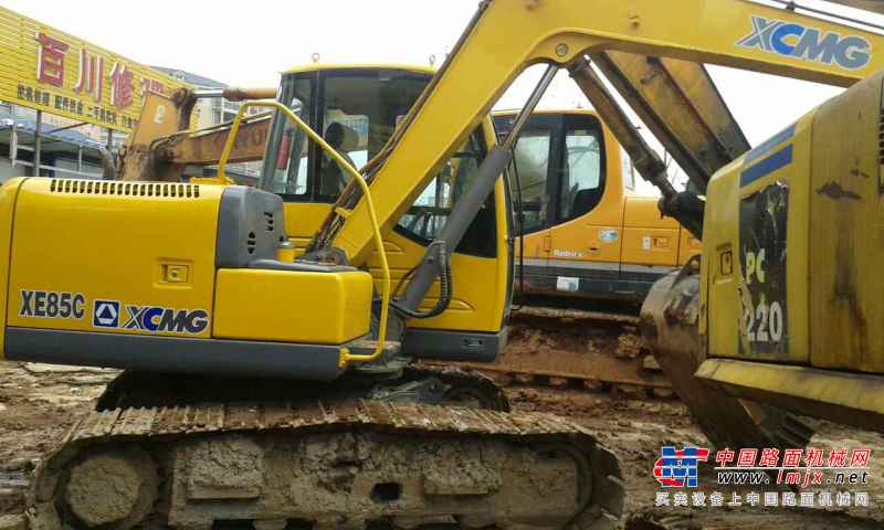 湖南出售转让二手5600小时2012年徐工XE85C挖掘机