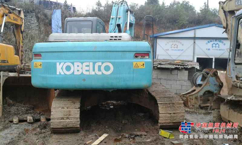 湖南出售转让二手8500小时2010年神钢SK210LC挖掘机