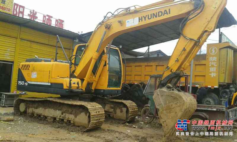 湖南出售转让二手5000小时2013年现代R150LC挖掘机