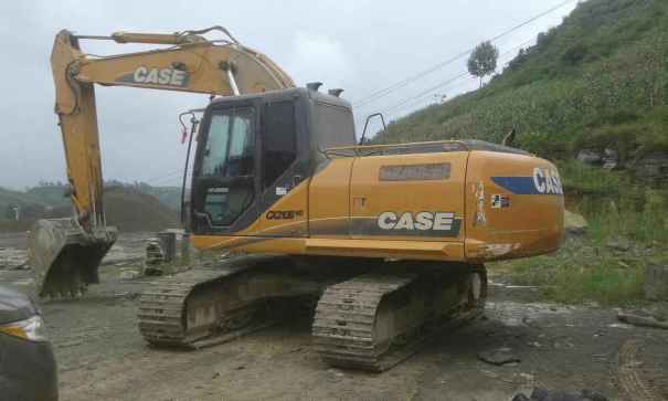贵州出售转让二手8500小时2013年凯斯CX210B挖掘机