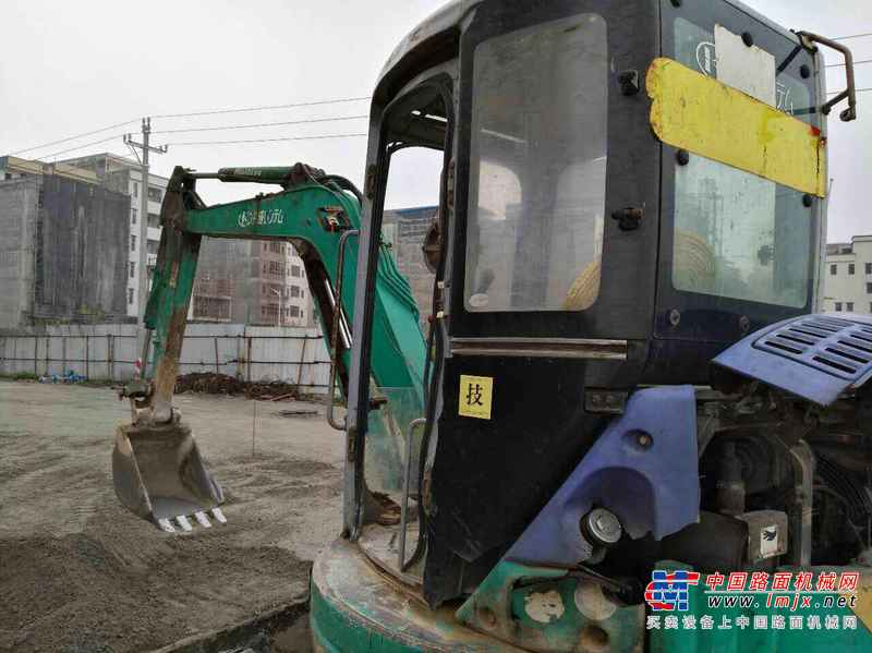 广东出售转让二手10000小时2007年小松PC40FR挖掘机