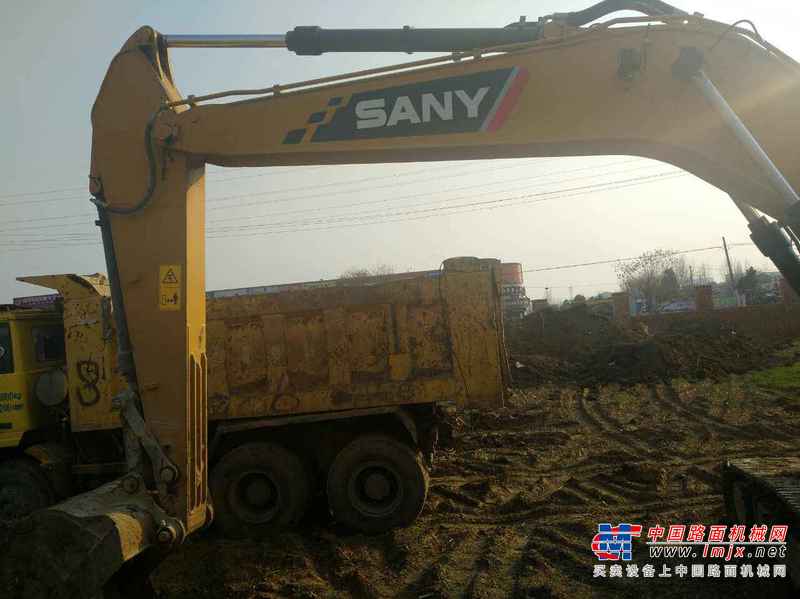 安徽出售转让二手3200小时2015年三一重工SY215C挖掘机