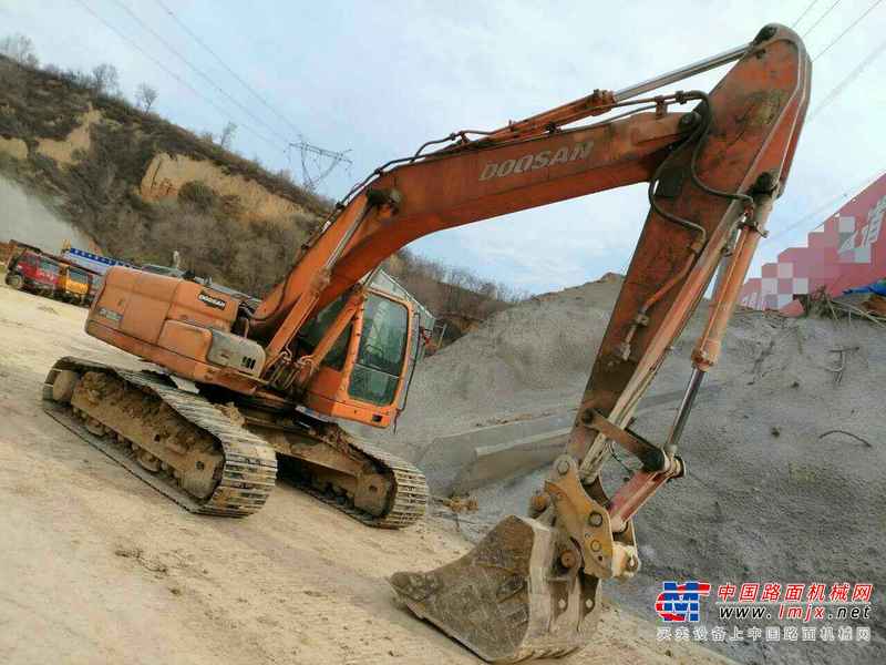 山西出售转让二手13000小时2009年斗山DX225LC挖掘机