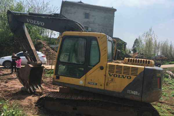 四川出售转让二手10000小时2011年沃尔沃EC140BLC挖掘机