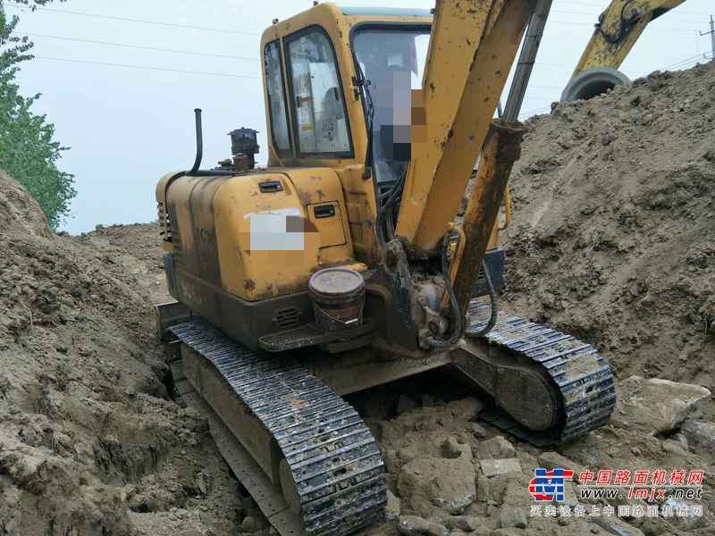 河南出售转让二手7500小时2011年山重建机JCM906D挖掘机