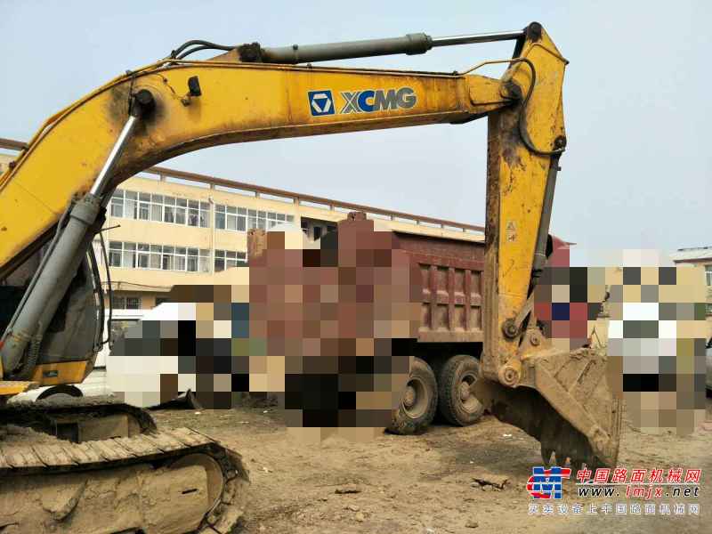 河南出售转让二手5678小时2010年徐工XE210挖掘机