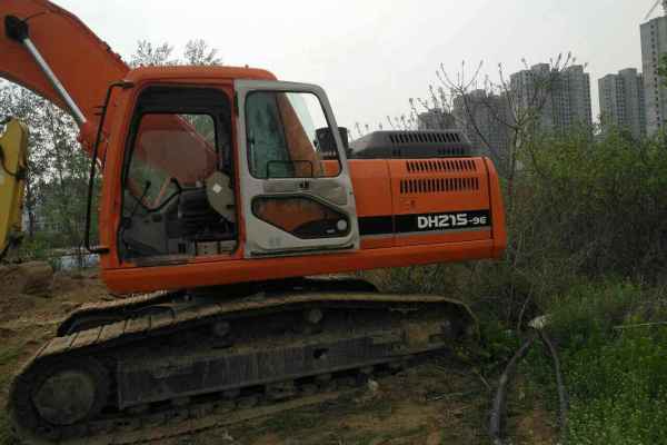 河南出售转让二手3600小时2012年斗山DH215挖掘机