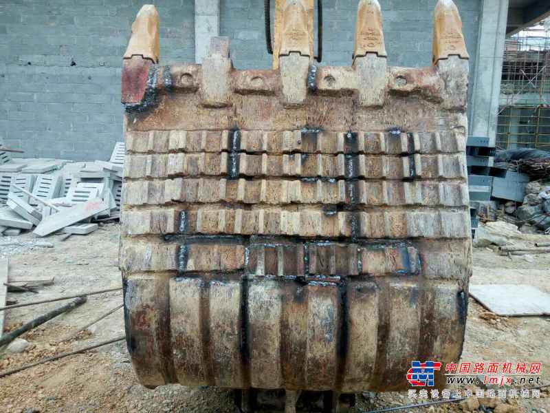 贵州出售转让二手4323小时2012年柳工920D挖掘机