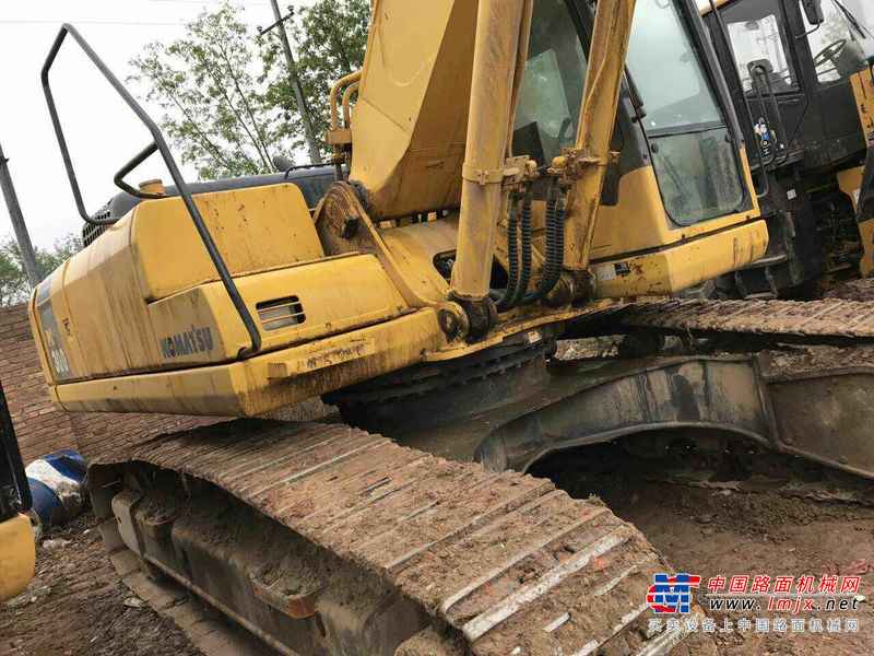 河南出售转让二手6800小时2011年小松PC300挖掘机