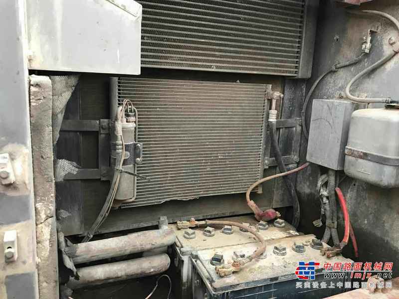 山东出售转让二手6000小时2011年日立ZX200挖掘机