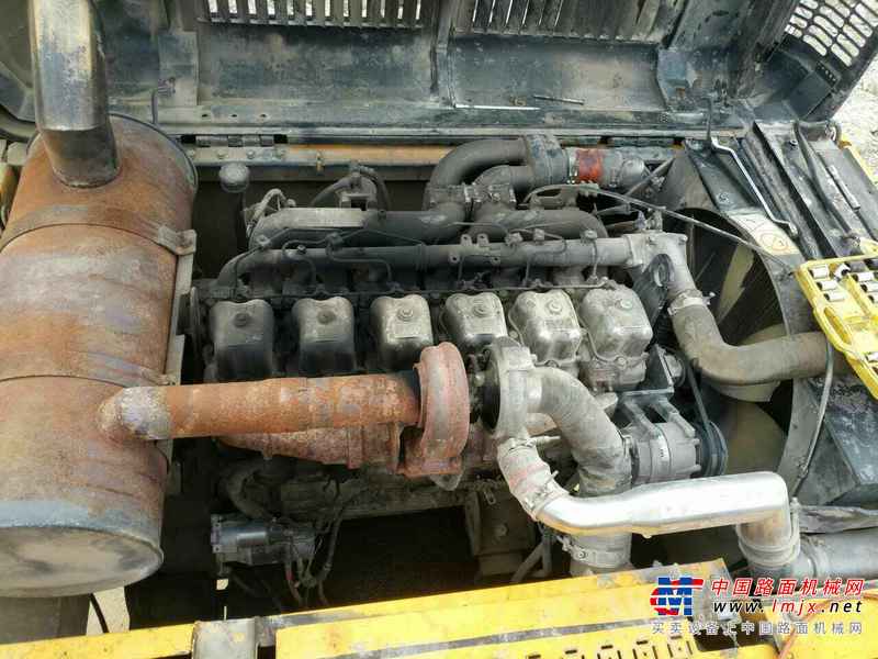 河北出售转让二手8700小时2010年现代R375LC挖掘机