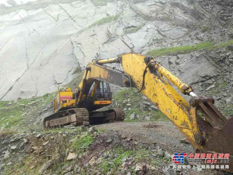 湖南出售转让二手20000小时2003年加藤HD700SE挖掘机