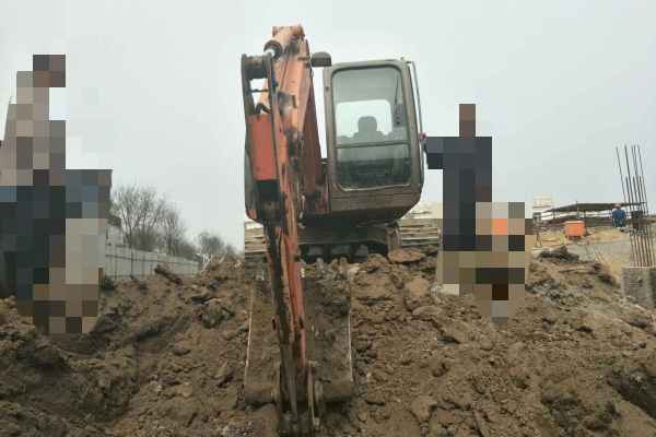 河北出售转让二手6000小时2011年日立ZX60挖掘机