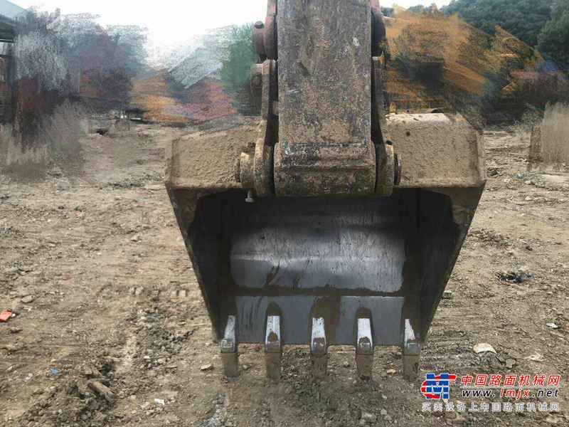 江苏出售转让二手9000小时2007年日立ZX200挖掘机