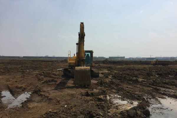 江苏出售转让二手12523小时2011年临工LG6210挖掘机