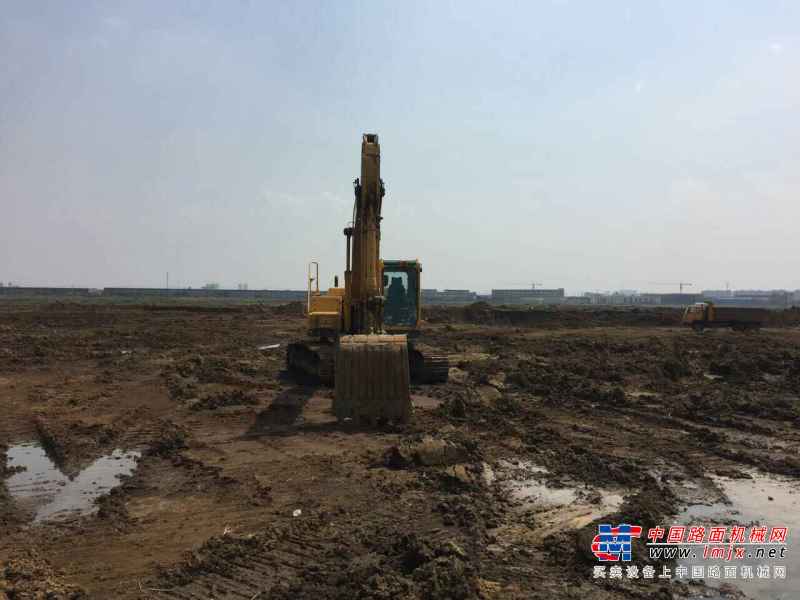 江苏出售转让二手12523小时2011年临工LG6210挖掘机