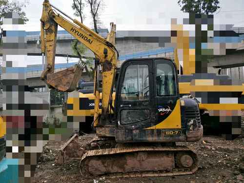 四川出售转让二手3253小时2010年现代R60挖掘机