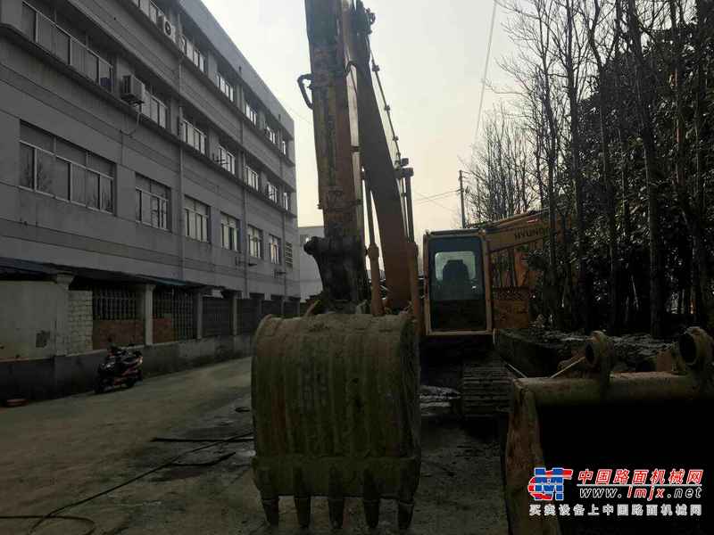 江苏出售转让二手1188小时2011年现代R225LC挖掘机