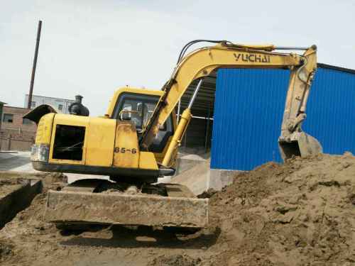宁夏出售转让二手9000小时2008年玉柴YC85挖掘机