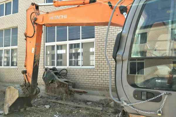辽宁出售转让二手7512小时2011年日立ZX120挖掘机