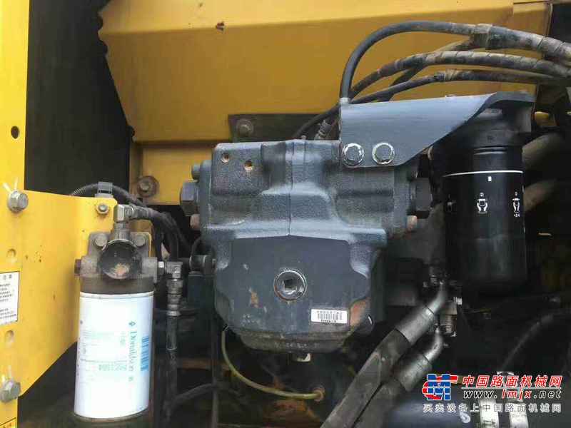 山西出售转让二手10000小时2009年小松PC240LC挖掘机