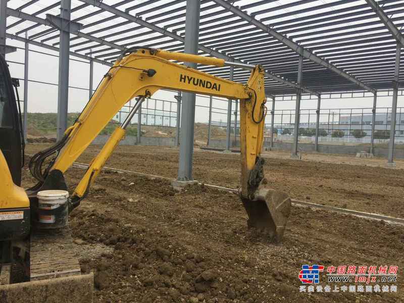 江苏出售转让二手7523小时2012年现代R60挖掘机