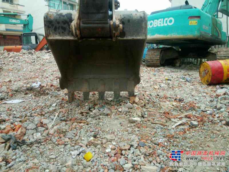 云南出售转让二手4798小时2012年现代R225LC挖掘机
