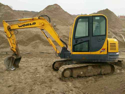 宁夏出售转让二手4000小时2013年沃得重工W265挖掘机