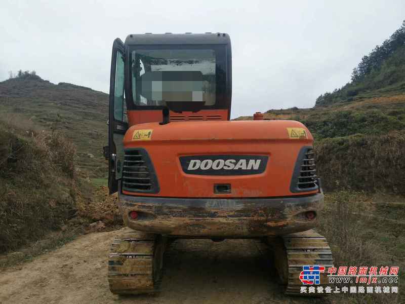 贵州出售转让二手5600小时2012年斗山DX60挖掘机