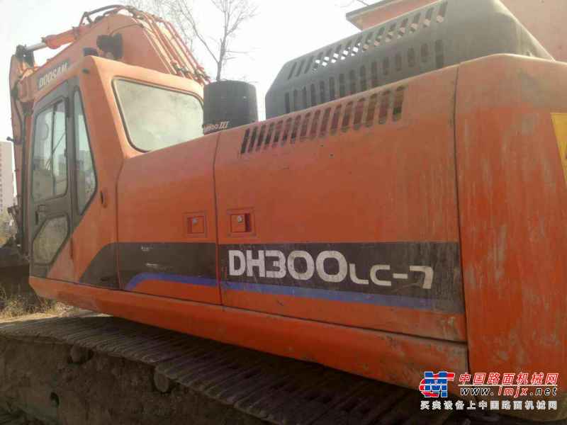 辽宁出售转让二手7456小时2011年斗山DH300挖掘机