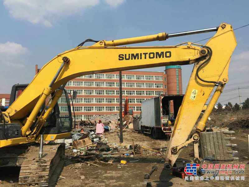 吉林出售转让二手9000小时2011年住友SH210挖掘机
